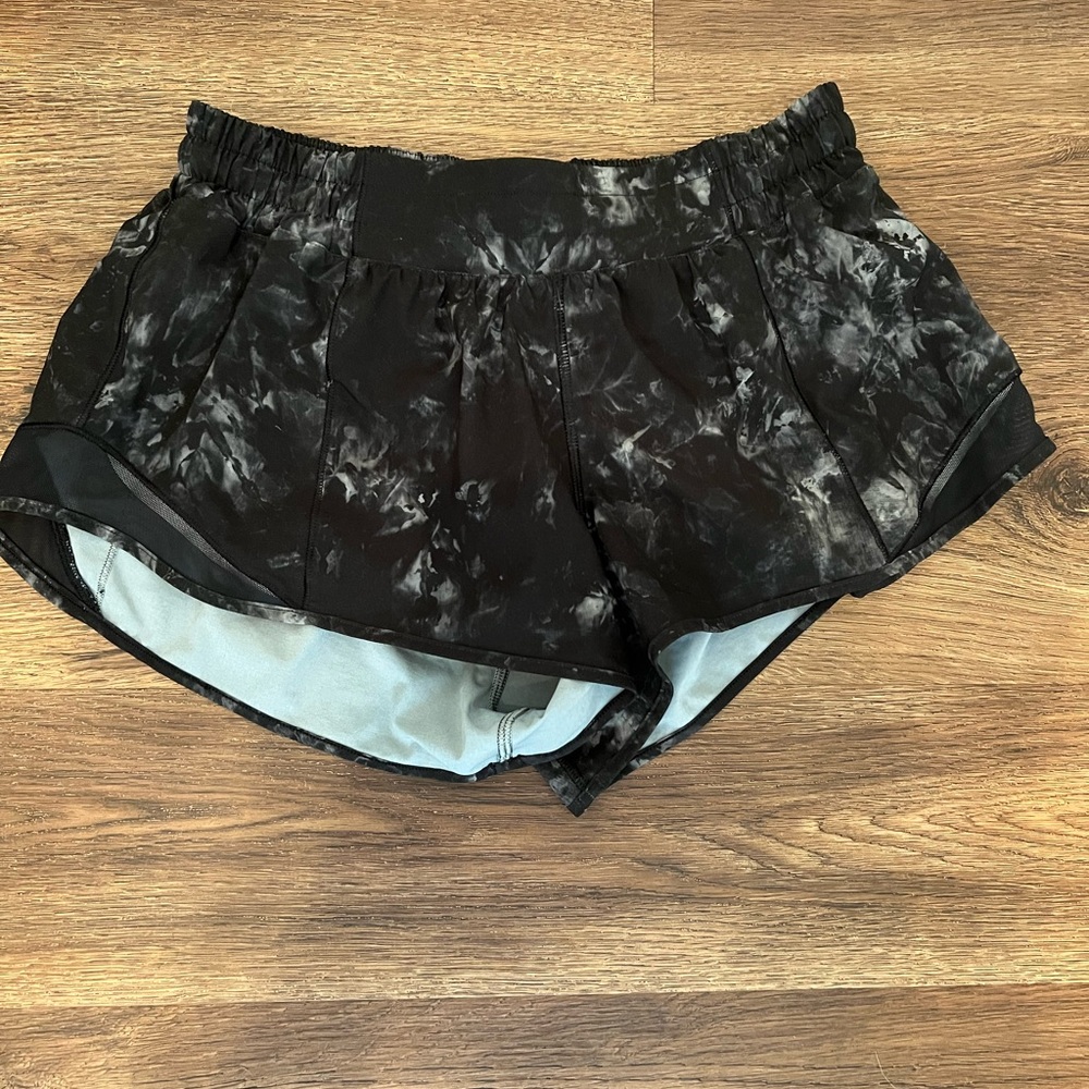 Black and White Patterned Lulumemon Hottie Hot Shorts